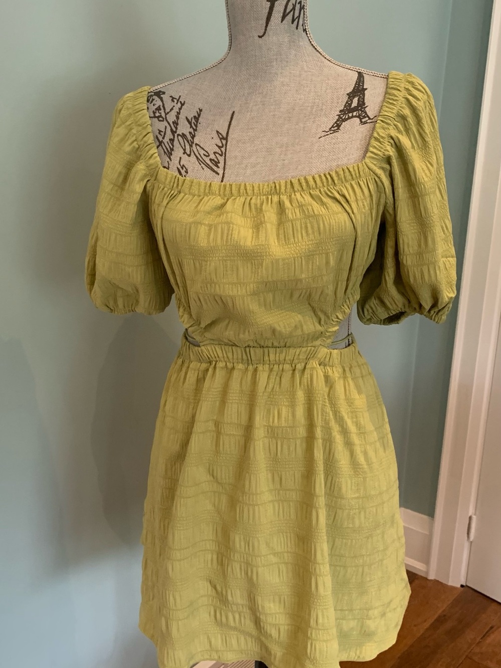 SHEIN Yellow-Green Puff Sleeve Square Neck Mini Dress